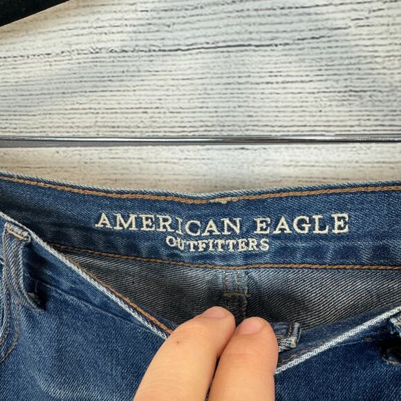 American Eagle Plus Size High Rise Mom Jeans Size 14 - Picture 4 of 10